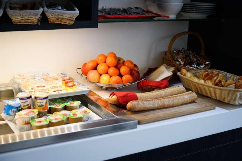 Brit Hotel Confort Rouen Centre Restaurant billede