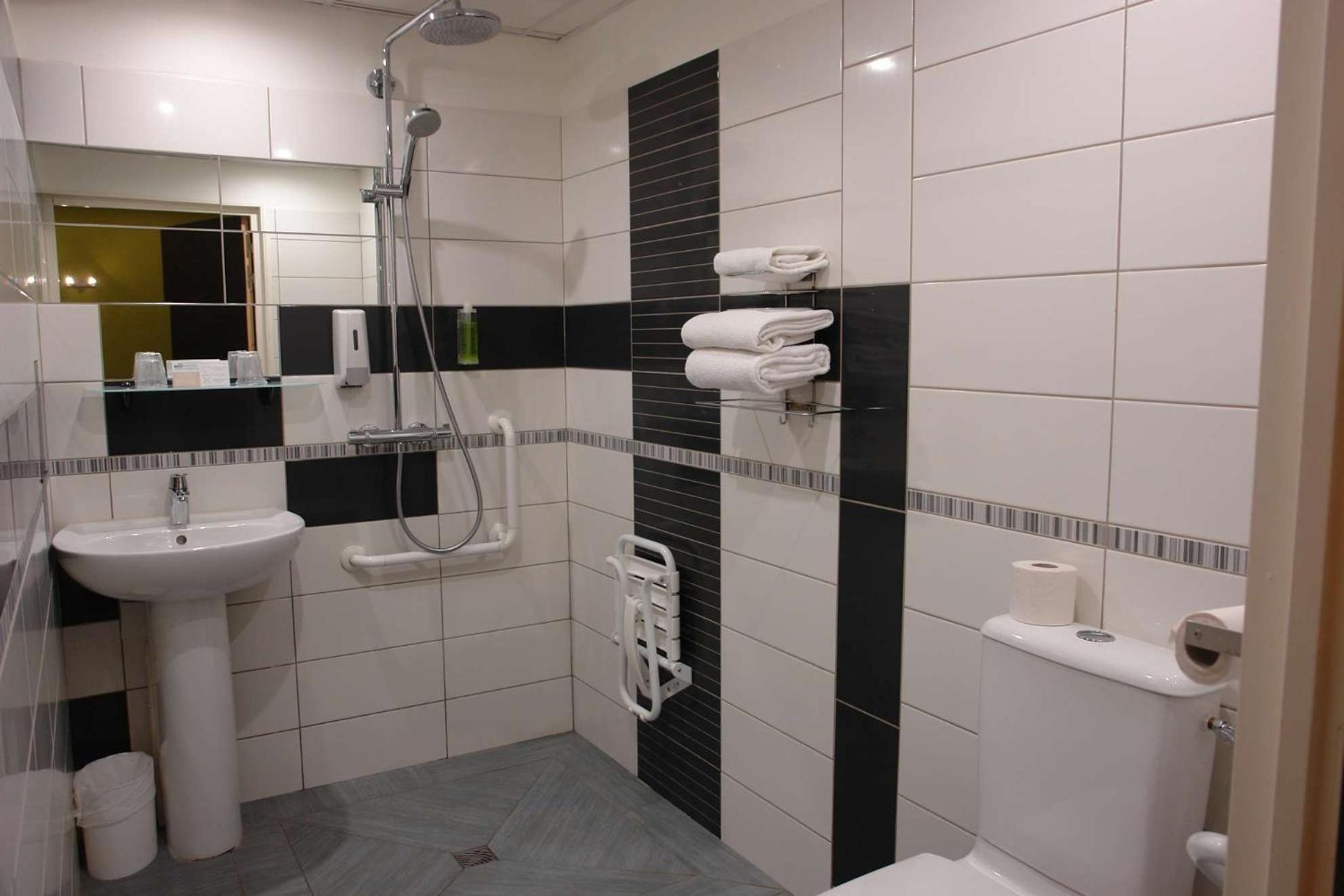 Brit Hotel Confort Rouen Centre Eksteriør billede